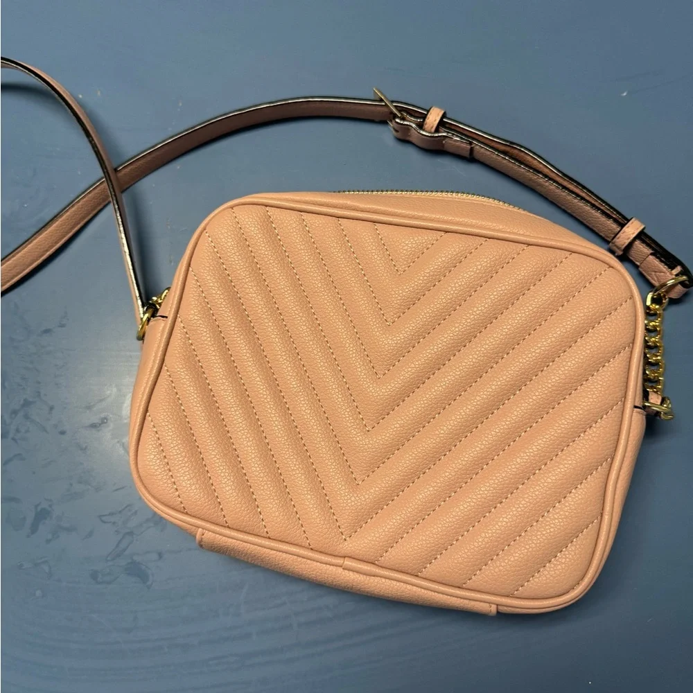 Pink Quilted Crossbody Bag - Picture 5 of 5